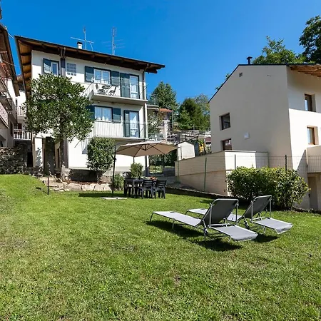 Apartment La Maison Paradiso - Vista Panoramica & Giardino